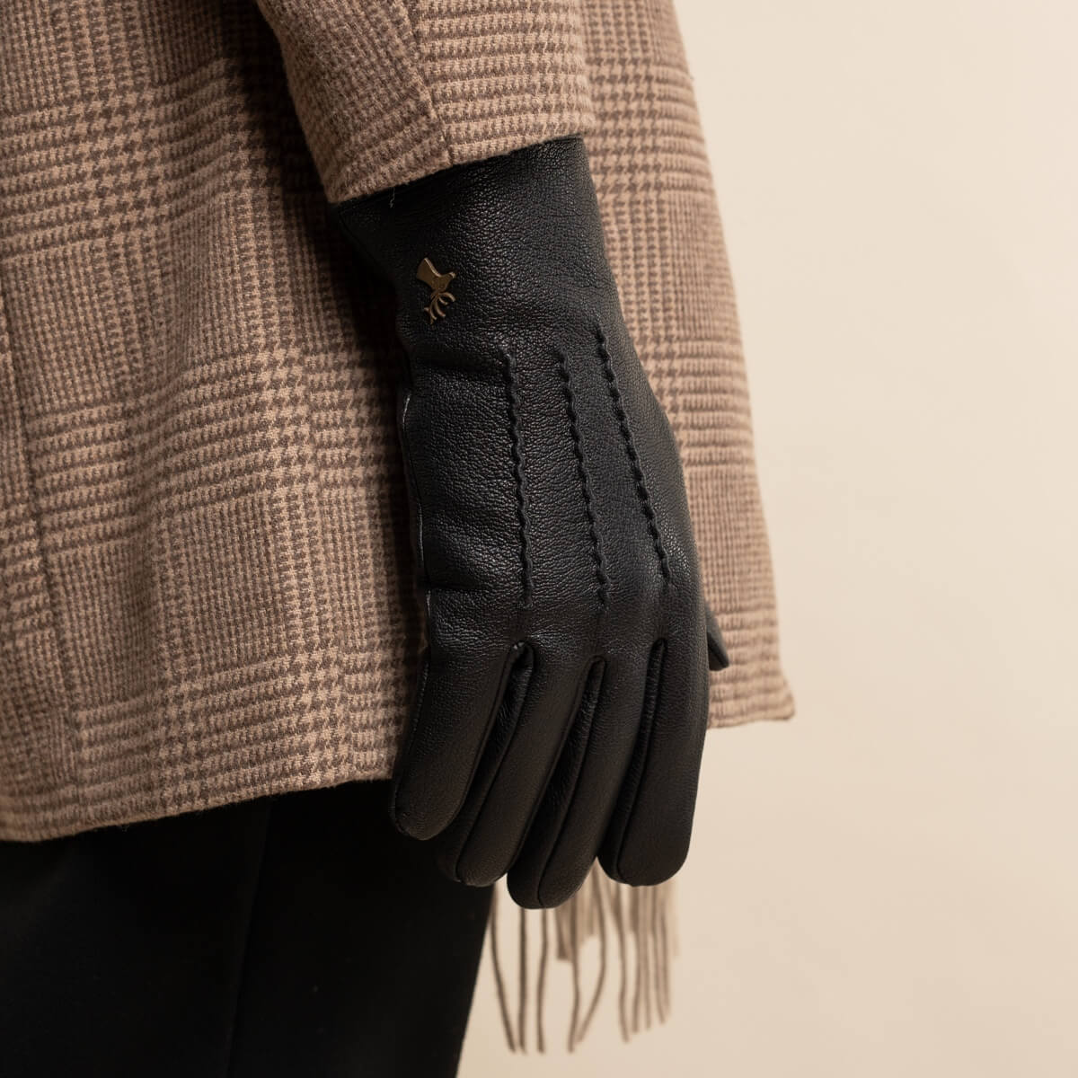 Burberry men's leather outlet gloves