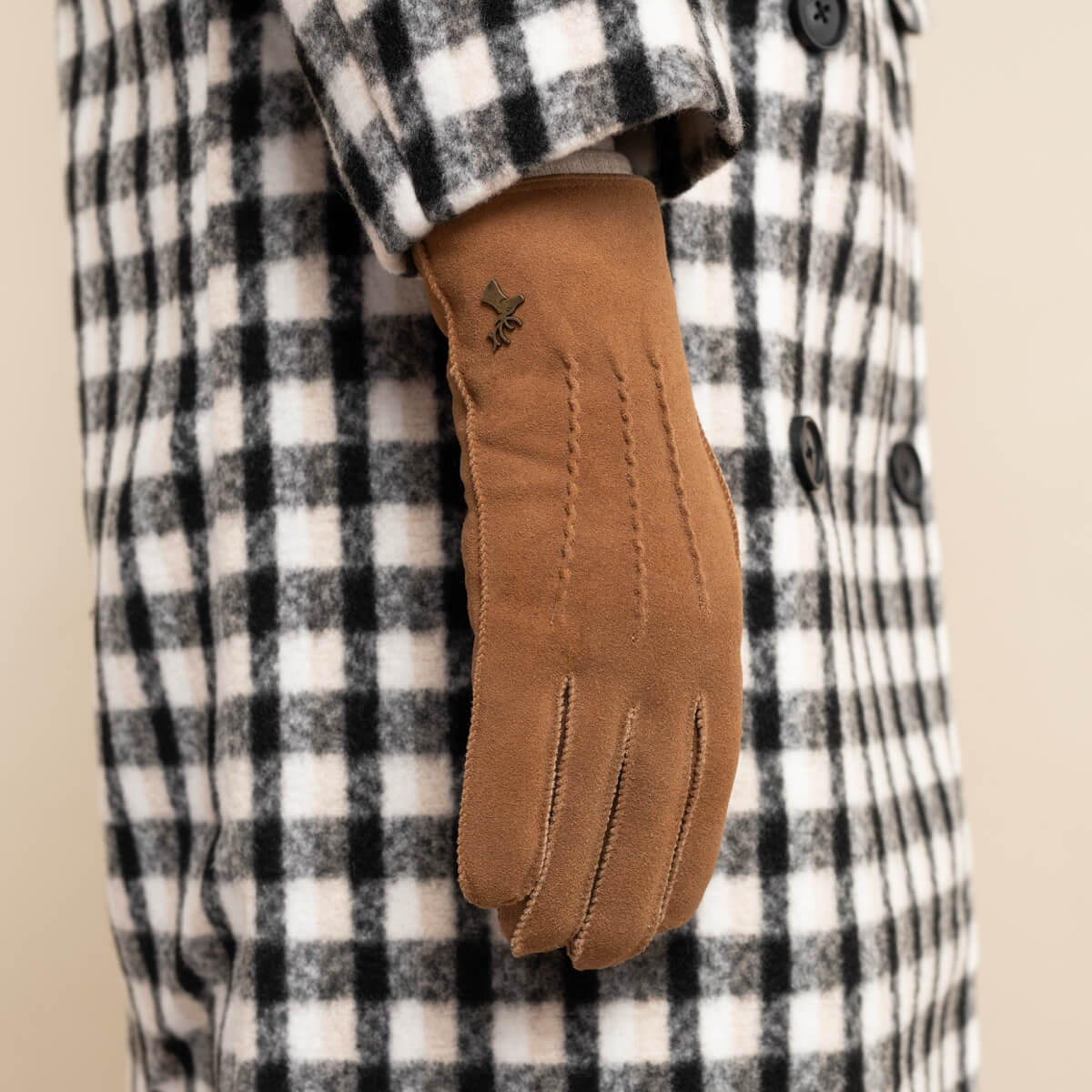 Burberry best sale gloves uk